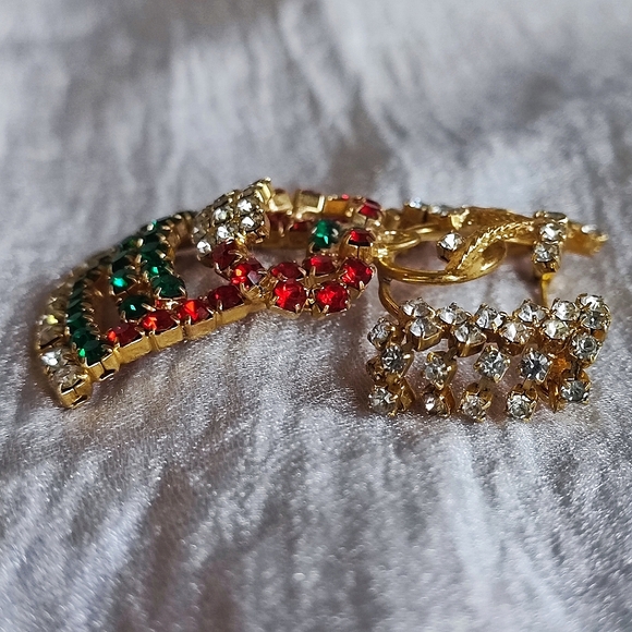 Vintage Christmas Angel With Wings Prong Set Rhinestone Gold Tone Brooch - Picture 4 of 11